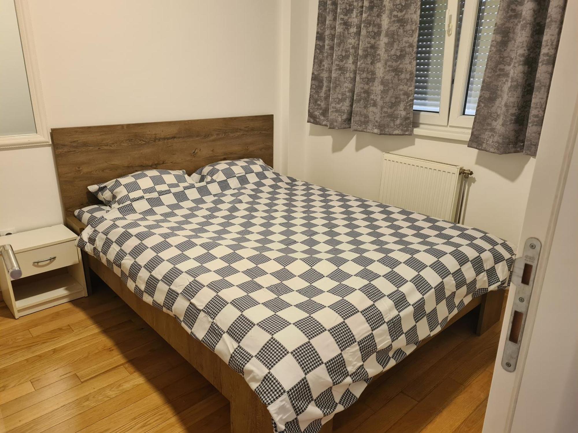 Modern Apartment 巴尼西卢卡 外观 照片